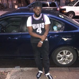 Meet your Posher, Kenneth